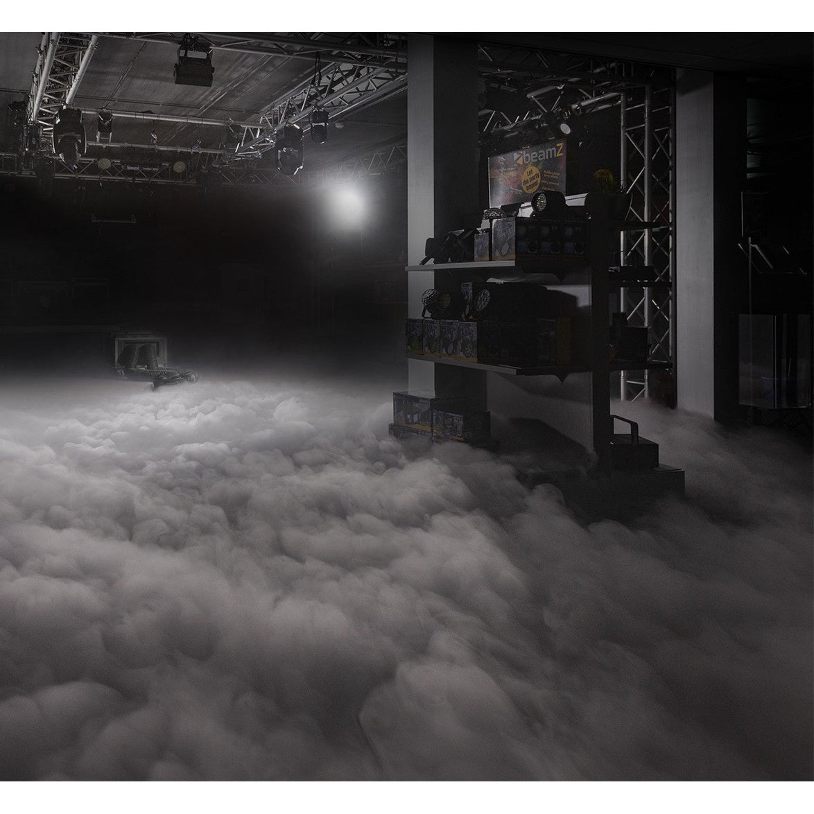 beamZ LF6000 Professionele Low Fog Machine – Ultrasoon, Dubbele Output & Flightcase