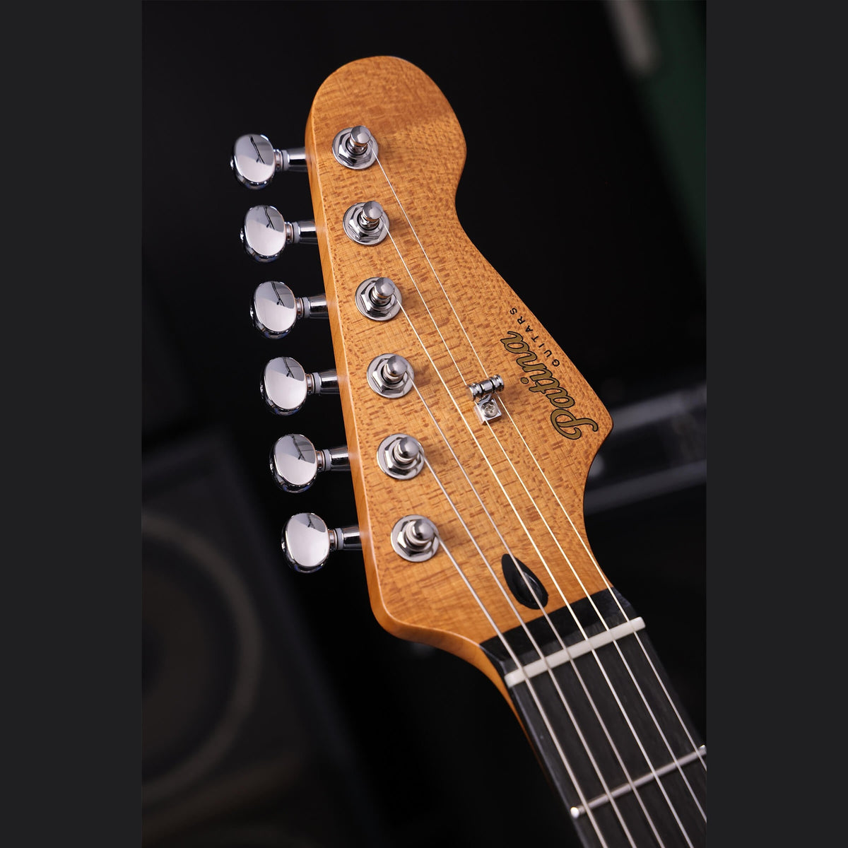 Patina PS-3 LPB S-style Elektrische Gitaar SSS Alnico V Nitro Paulownia Body Roasted Maple Hals Lake Placid Blue