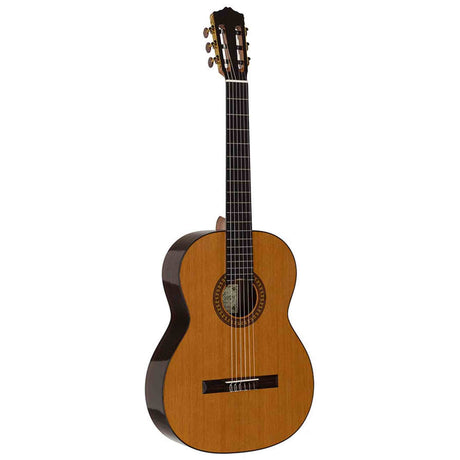 Salvador Cortez CC-32 – Klassieke gitaar met massief ceder bovenblad en palissander body