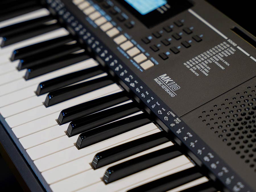Medeli MK110 Keyboard Set met Standaard, Bank en Hoofdtelefoon 61 Toetsen Aanslaggevoelig