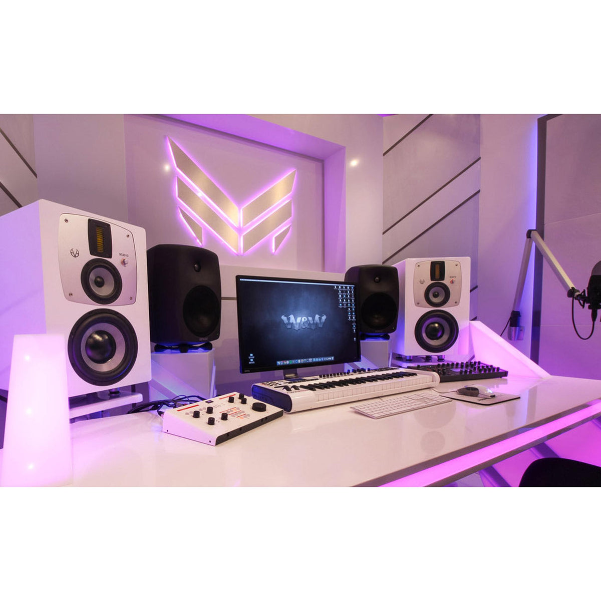EVE Audio SC3010 actieve 3-weg studiomonitor 10 inch 1300W 29Hz-21kHz 126 dB met DSP SMART-knob