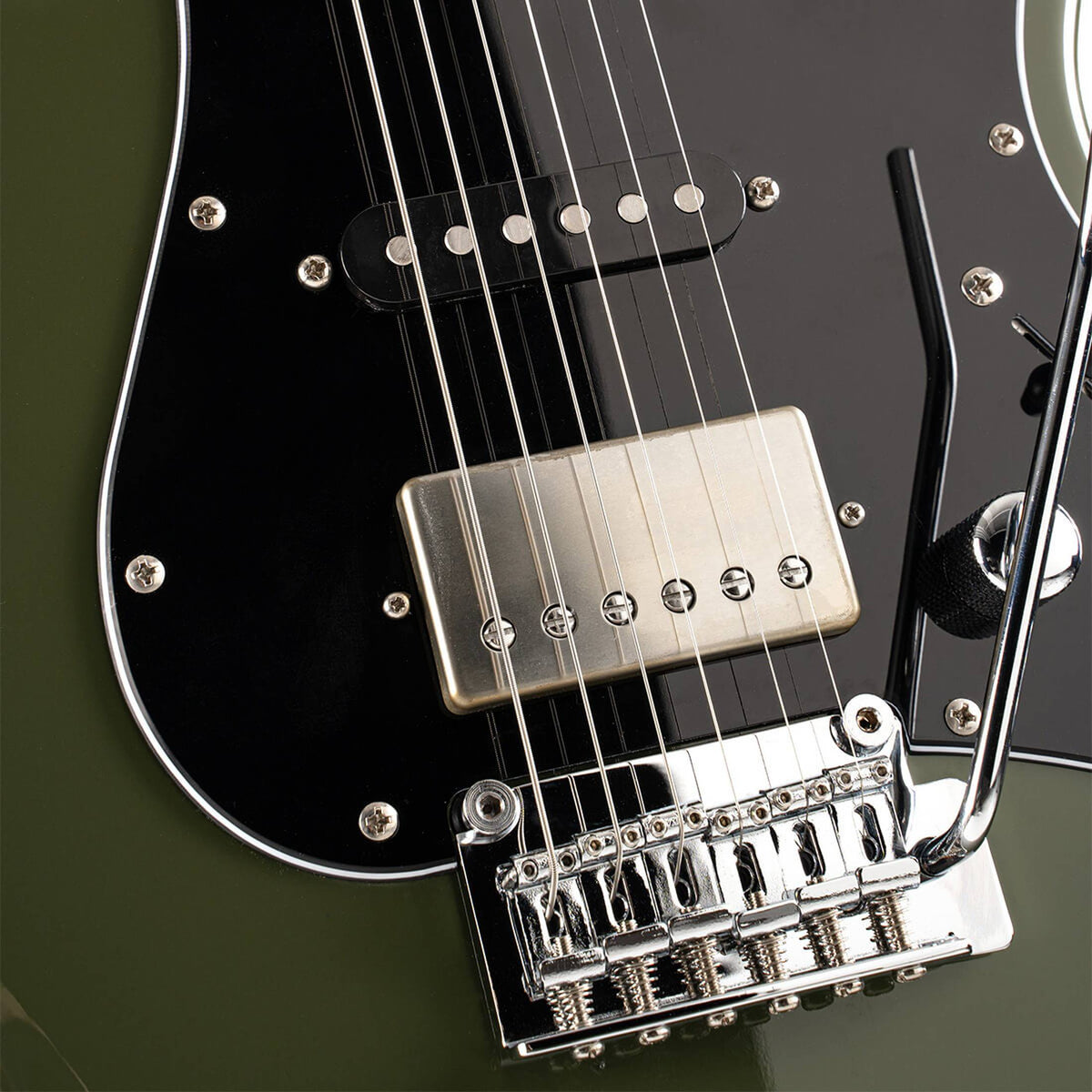 Cort G250SE ODG Elektrische Gitaar HSS Linden Roasted Maple Olive Dark Green met 2-Punts Tremolo