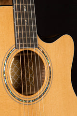Cort Gold-Edge – Massief Flamed Myrtlewood, Torrefied Sitka & L.R. Baggs Anthem
