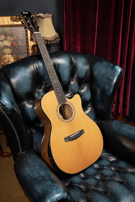 Cort Gold-Edge – Massief Flamed Myrtlewood, Torrefied Sitka & L.R. Baggs Anthem