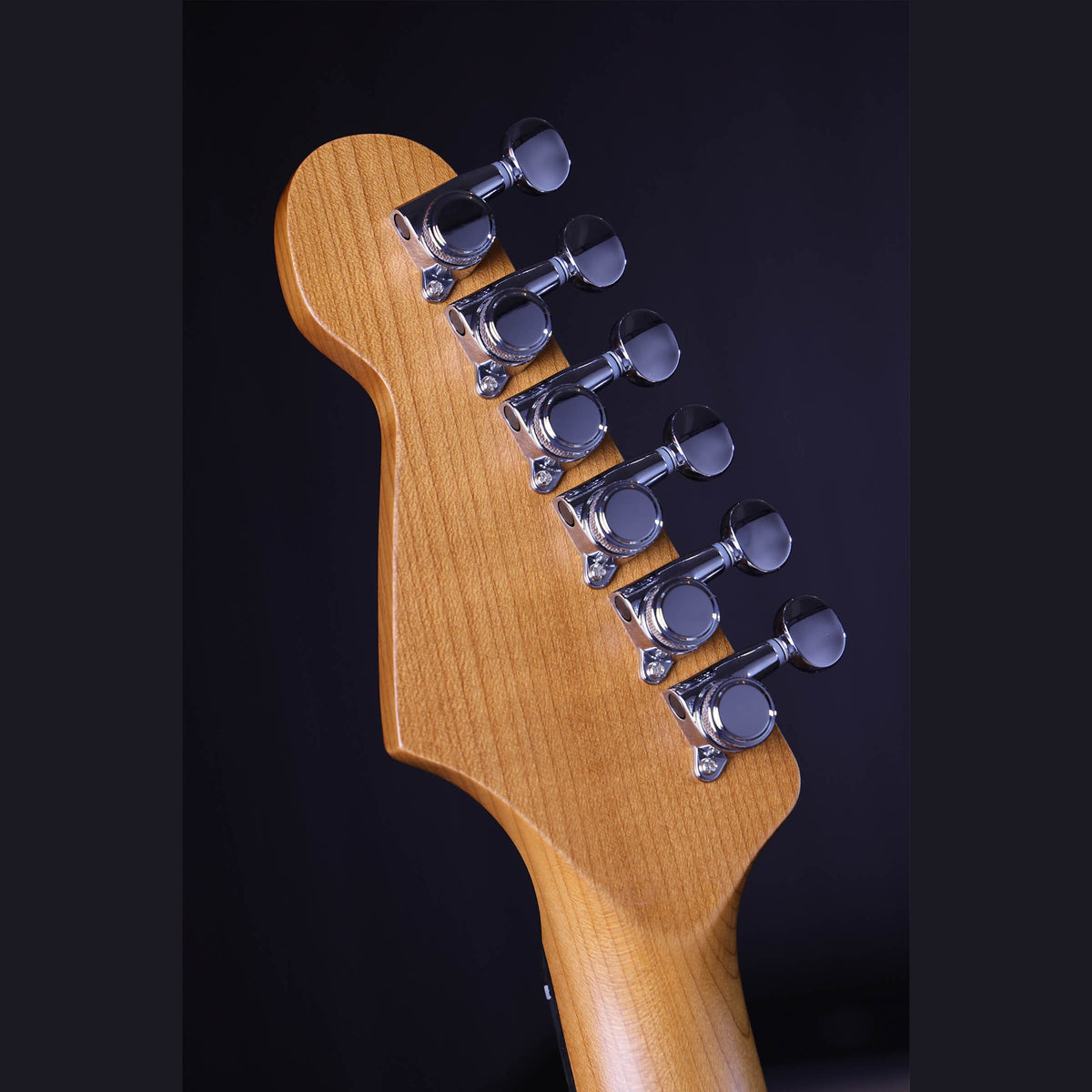 Patina PS-4 BK S-style Elektrische Gitaar HSS Alnico V Nitro Paulownia Body Roasted Maple Hals Zwart